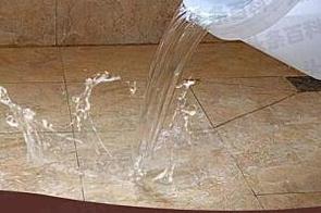 卫辉漏水维修 免砸砖防水材料该如何施工